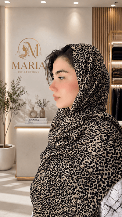 شال پلنگی نخی زنانه رنگ توسی با ایستایی عالی روی سر